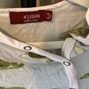 Milkbarn 6-9 mo frog sleeper